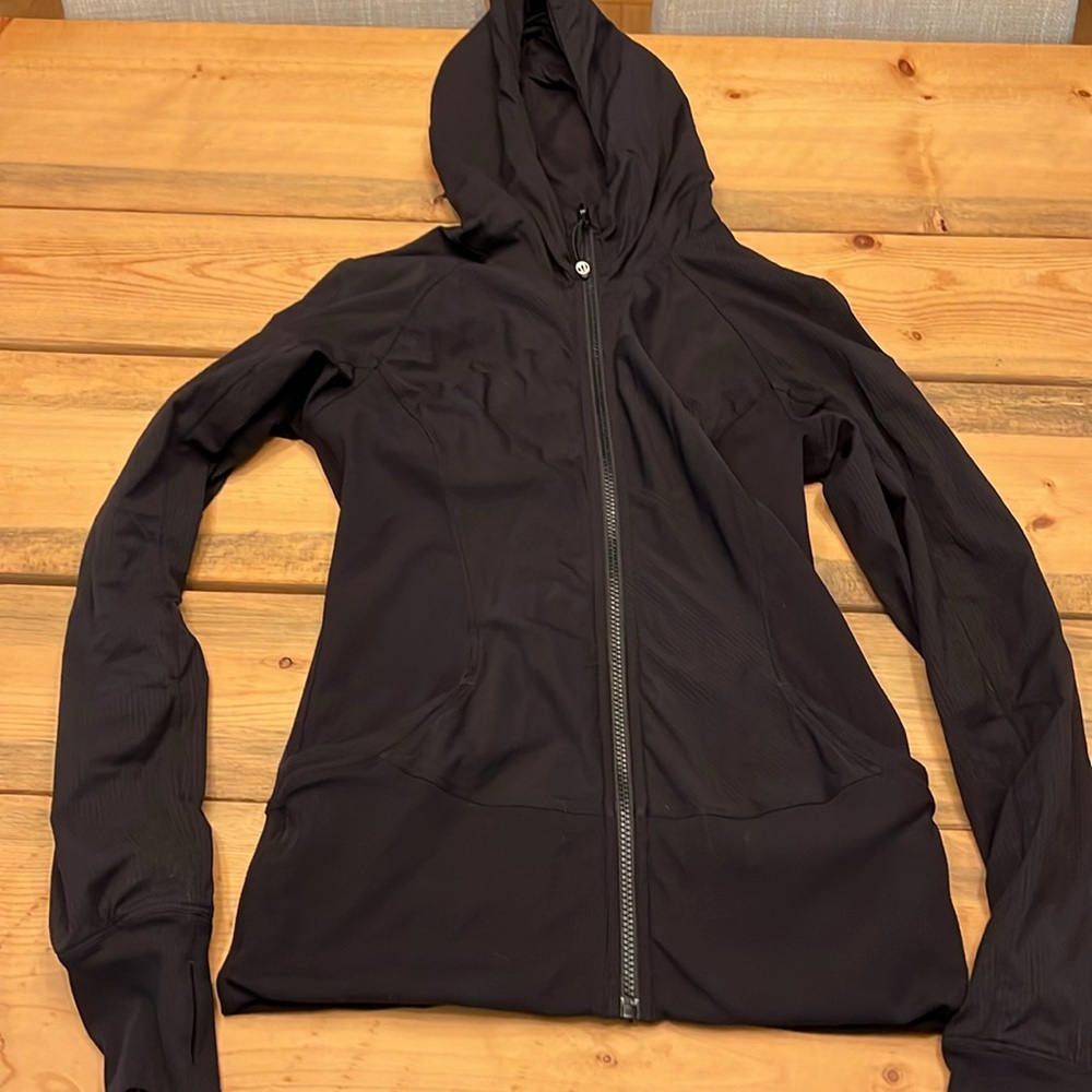 Lululemon in flux jacket size 8 black - Picture 2 of 7